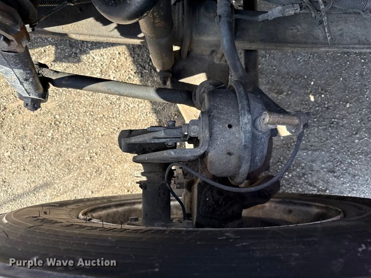 image for item DZ4319 2007 International 7400 dump truck