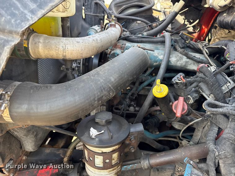 image for item DZ4319 2007 International 7400 dump truck