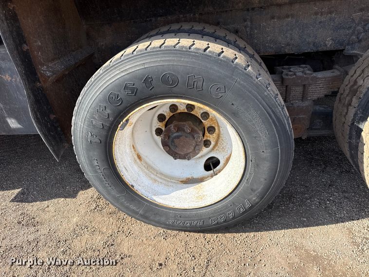 image for item DZ4319 2007 International 7400 dump truck