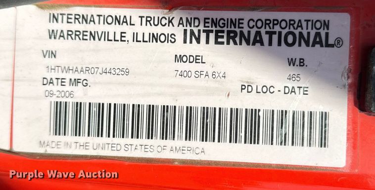 image for item DZ4319 2007 International 7400 dump truck
