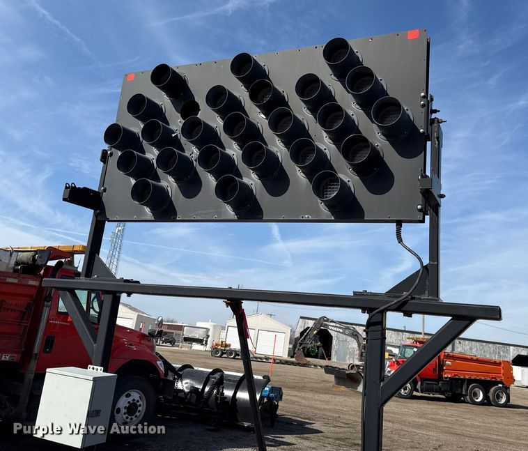 image for item DZ4320 2011 Trinity  Vorteq crash attenuator trailer