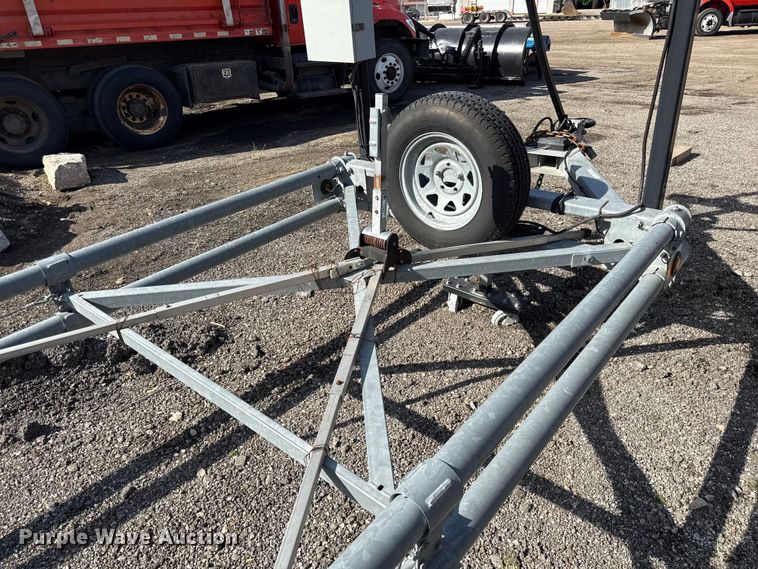 image for item DZ4320 2011 Trinity  Vorteq crash attenuator trailer