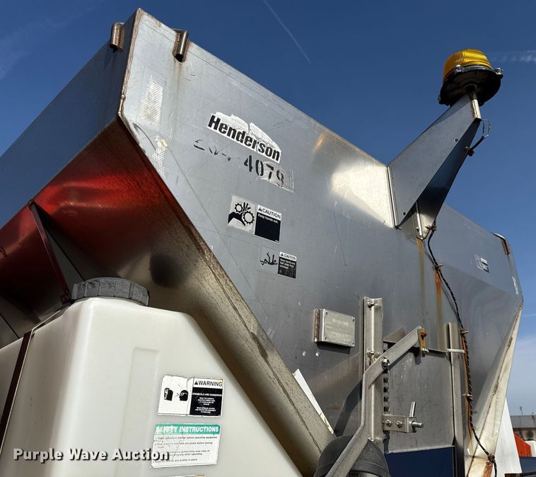 image for item DZ4321 2009 International SF525 dump truck