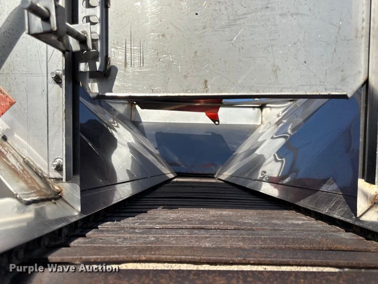 image for item DZ4321 2009 International SF525 dump truck