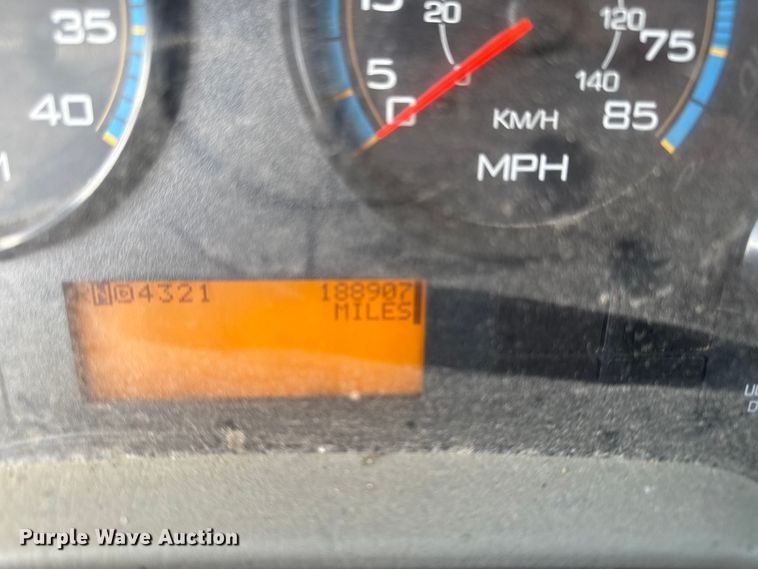 image for item DZ4321 2009 International SF525 dump truck