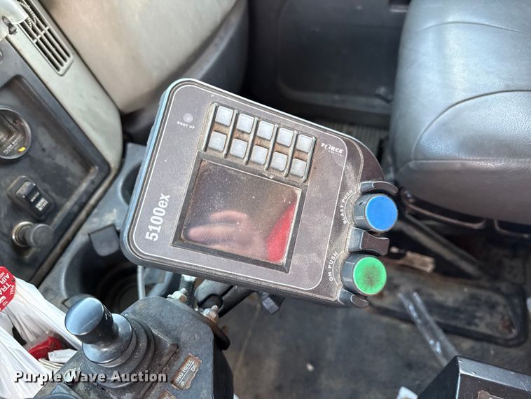 image for item DZ4321 2009 International SF525 dump truck