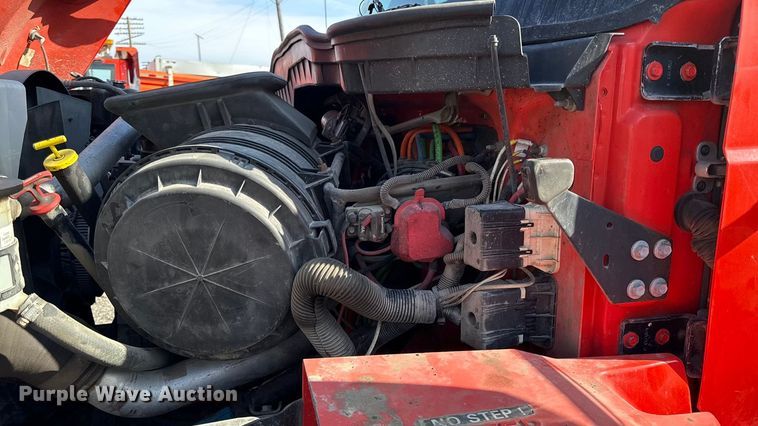 image for item DZ4321 2009 International SF525 dump truck