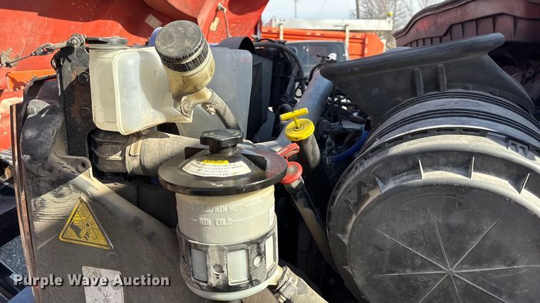 image for item DZ4321 2009 International SF525 dump truck