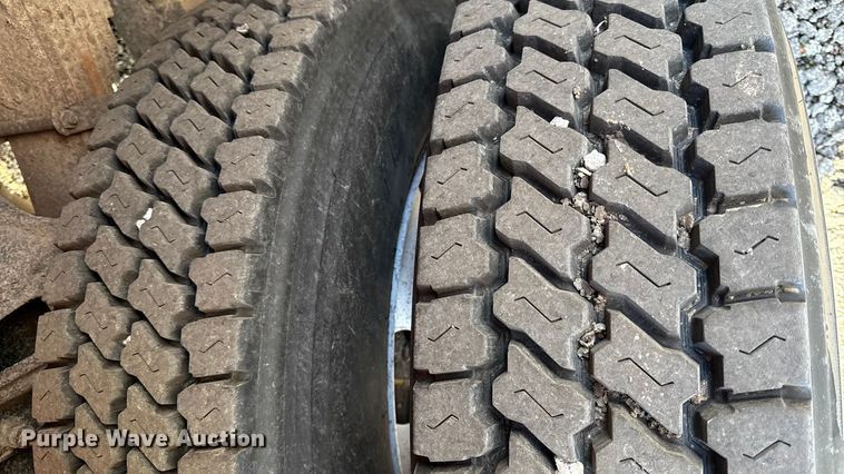 image for item DZ4321 2009 International SF525 dump truck