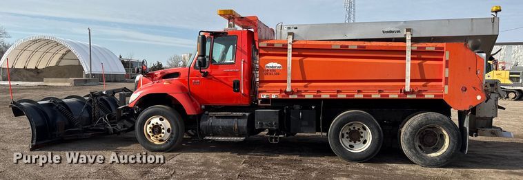 image for item DZ4322 2007 International 7400 dump truck