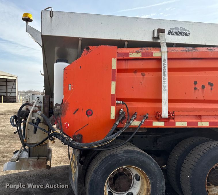 image for item DZ4322 2007 International 7400 dump truck