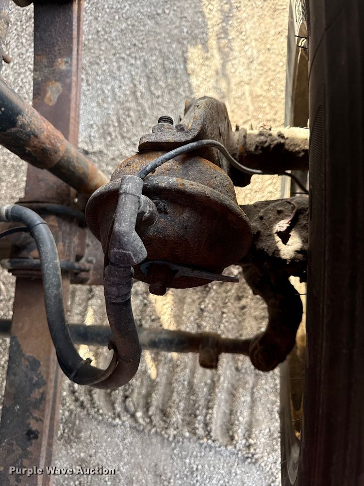 image for item DZ4322 2007 International 7400 dump truck