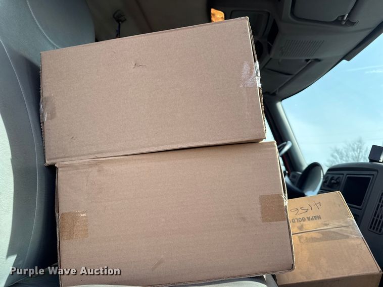 image for item DZ4322 2007 International 7400 dump truck