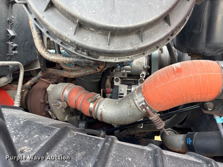 image for item DZ4322 2007 International 7400 dump truck