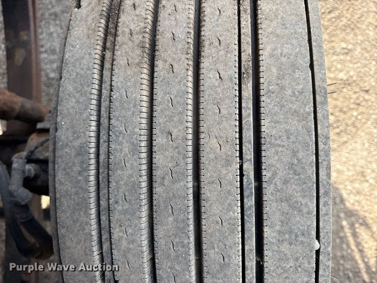 image for item DZ4322 2007 International 7400 dump truck