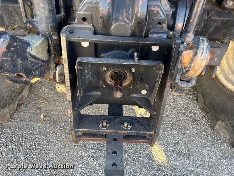 image for item DZ4323 2009 New Holland T6020 tractor