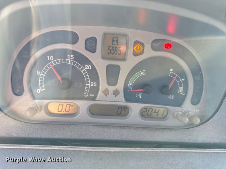 image for item DZ4323 2009 New Holland T6020 tractor