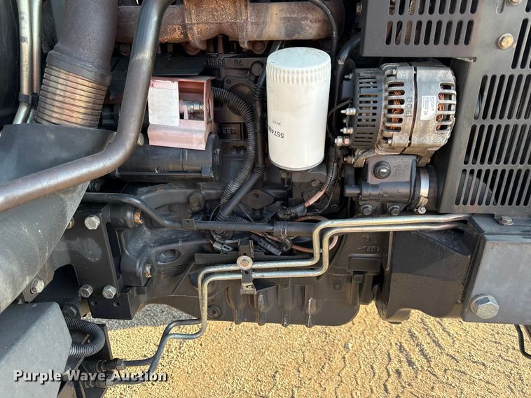 image for item DZ4323 2009 New Holland T6020 tractor