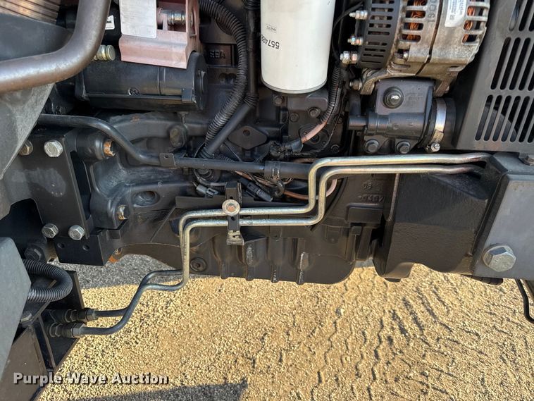 image for item DZ4323 2009 New Holland T6020 tractor