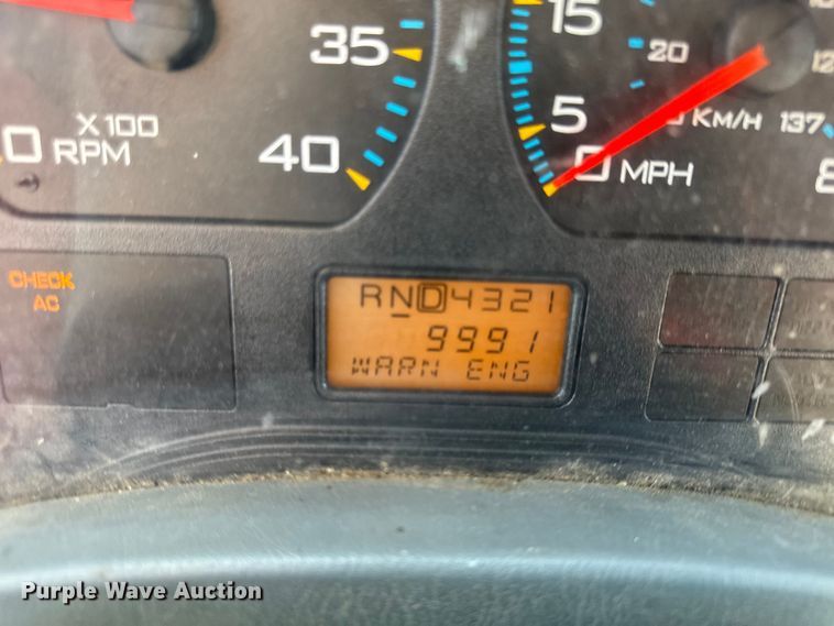 image for item DZ4324 2005 International 7400 dump truck