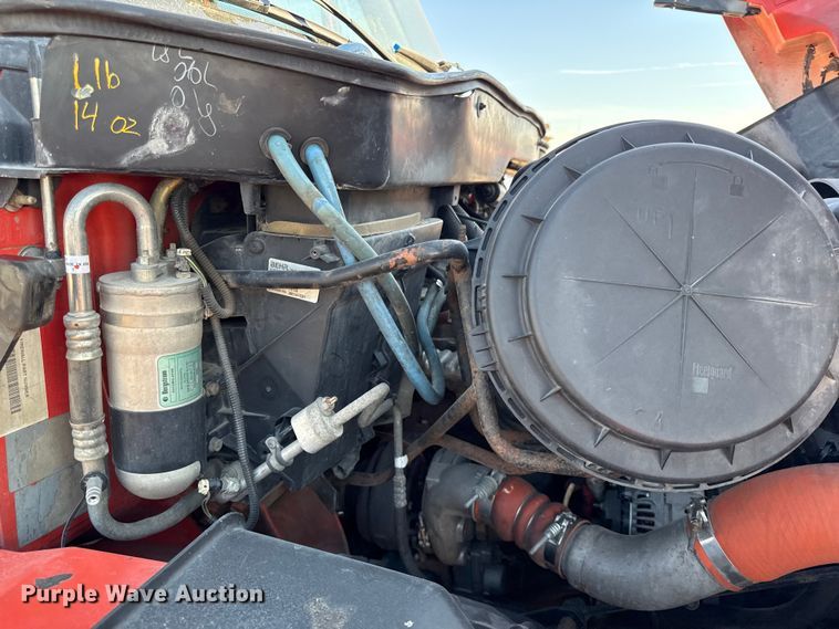 image for item DZ4324 2005 International 7400 dump truck