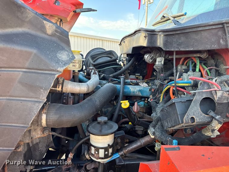 image for item DZ4324 2005 International 7400 dump truck