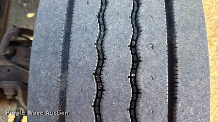 image for item DZ4324 2005 International 7400 dump truck