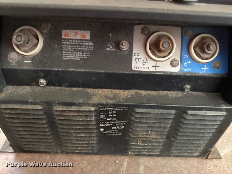 image for item DZ4328 2002 Miller Trailblazer  welder/generator