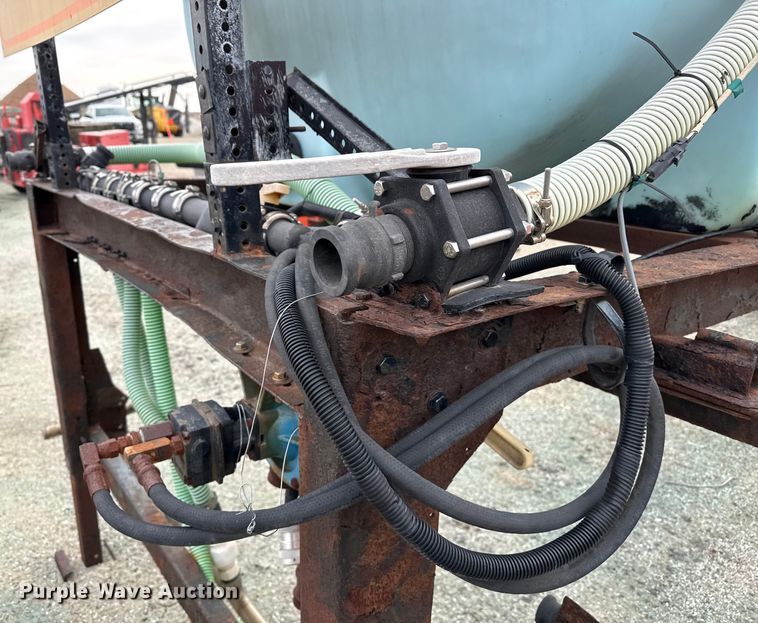 image for item EP0616 Henderson anti-ice tank