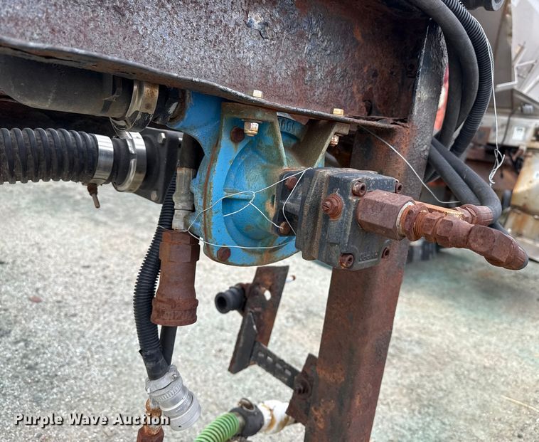 image for item EP0616 Henderson anti-ice tank