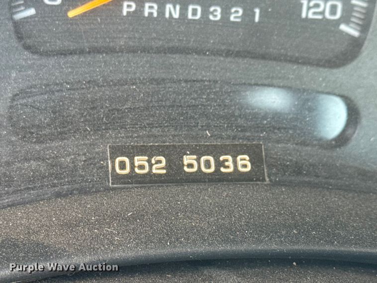 image for item EP2921 2006 Chevrolet Silverado 1500 pickup truck