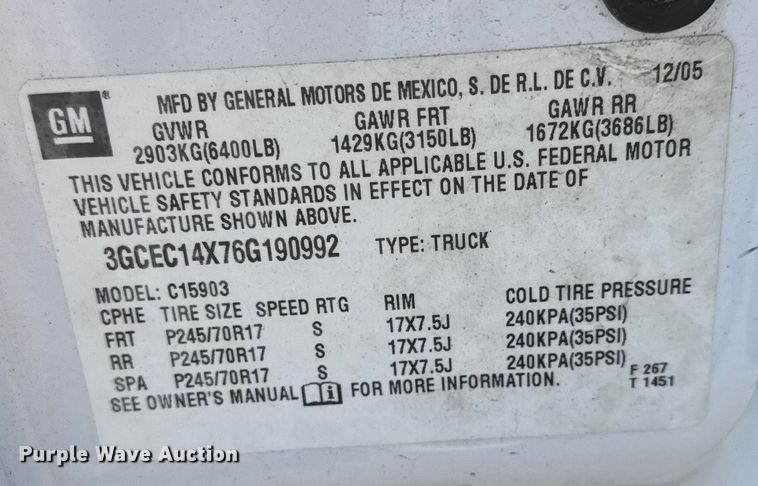 image for item EP2921 2006 Chevrolet Silverado 1500 pickup truck