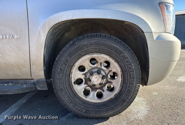 image for item EP2923 2007 Chevrolet Suburban SUV