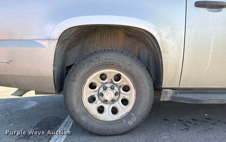 image for item EP2923 2007 Chevrolet Suburban SUV