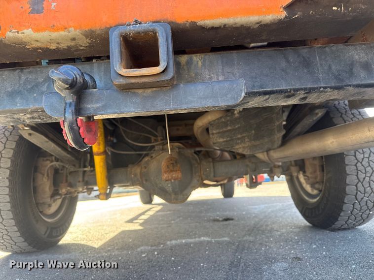 image for item EP2926 2012 Chevrolet Silverado 2500HD Crew Cab utility bed pickup truck