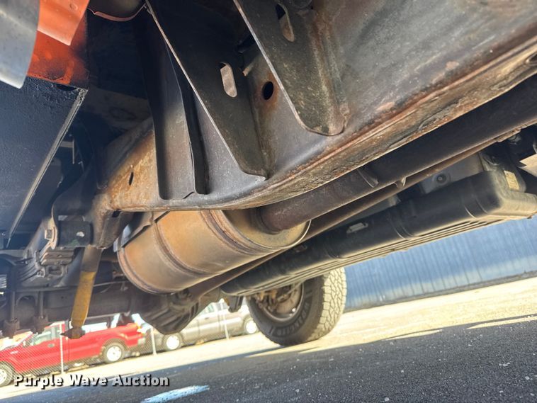 image for item EP2926 2012 Chevrolet Silverado 2500HD Crew Cab utility bed pickup truck