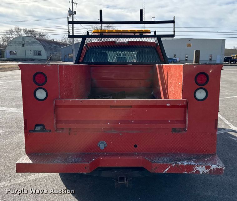 image for item EP2927 2011 Ford F250 Super Duty Crew Cab utility bed pickup truck