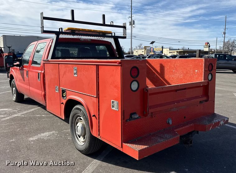 image for item EP2927 2011 Ford F250 Super Duty Crew Cab utility bed pickup truck