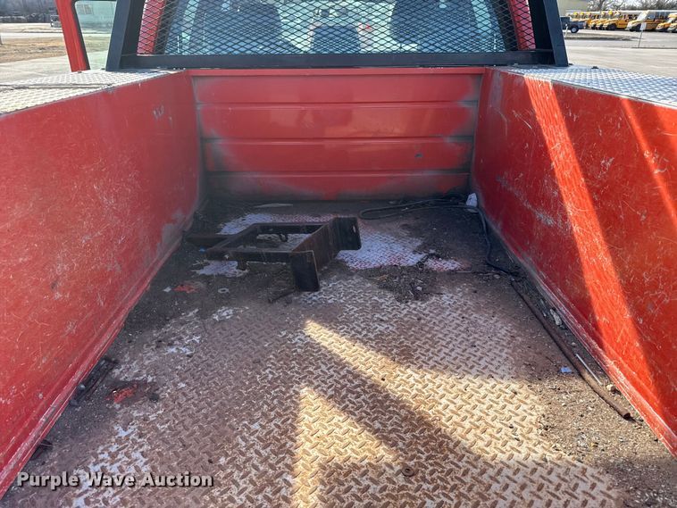 image for item EP2927 2011 Ford F250 Super Duty Crew Cab utility bed pickup truck