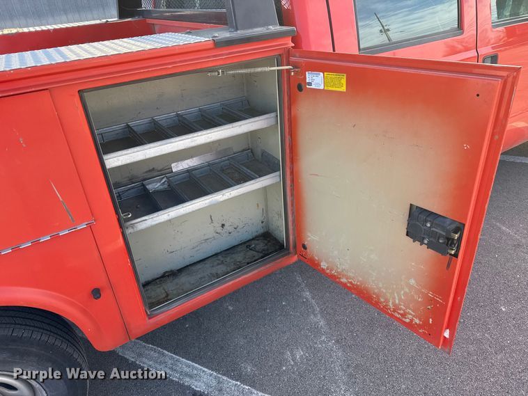 image for item EP2927 2011 Ford F250 Super Duty Crew Cab utility bed pickup truck