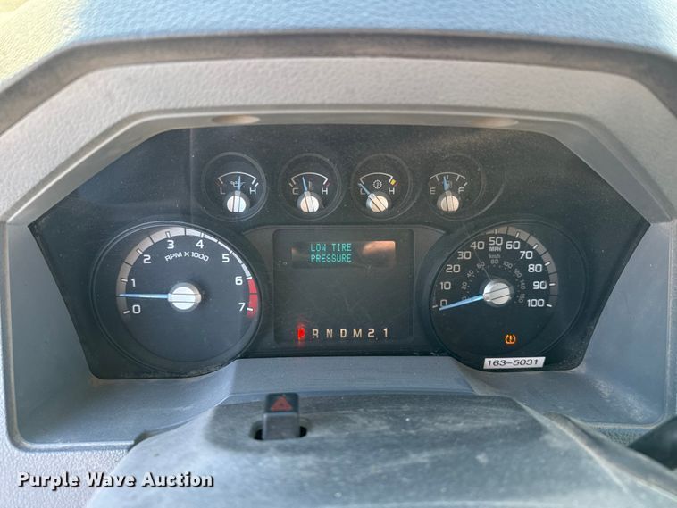 image for item EP2927 2011 Ford F250 Super Duty Crew Cab utility bed pickup truck