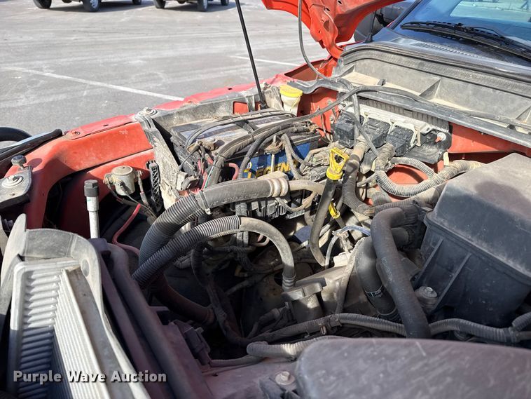 image for item EP2927 2011 Ford F250 Super Duty Crew Cab utility bed pickup truck