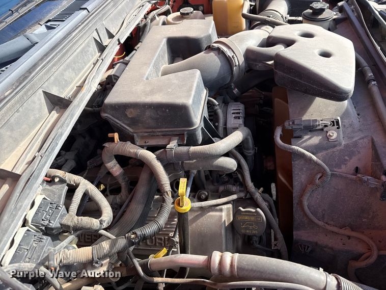 image for item EP2927 2011 Ford F250 Super Duty Crew Cab utility bed pickup truck