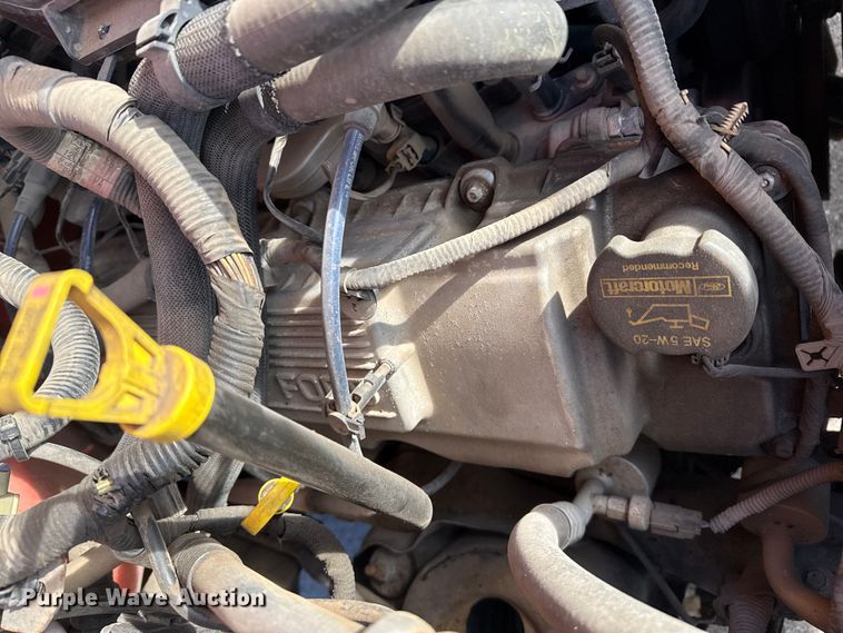 image for item EP2927 2011 Ford F250 Super Duty Crew Cab utility bed pickup truck