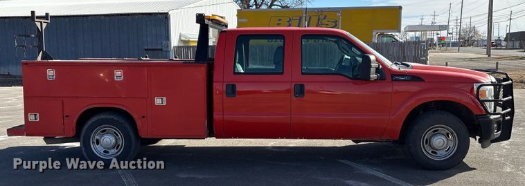 image for item EP2928 2011 Ford F250 Super Duty Crew Cab utility bed pickup truck