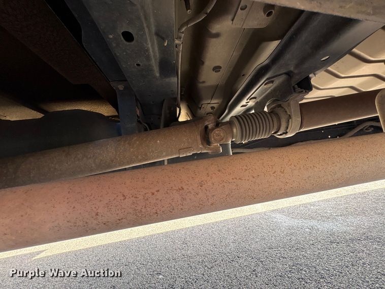 image for item EP2928 2011 Ford F250 Super Duty Crew Cab utility bed pickup truck