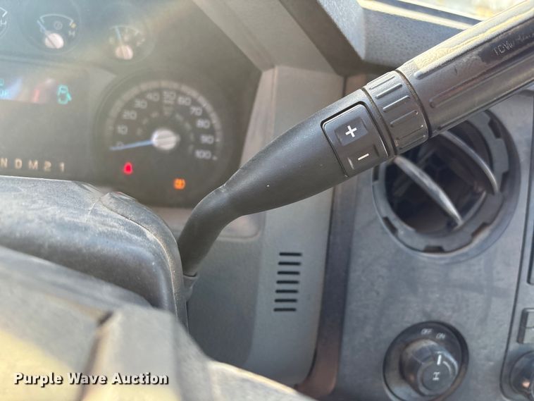 image for item EP2928 2011 Ford F250 Super Duty Crew Cab utility bed pickup truck