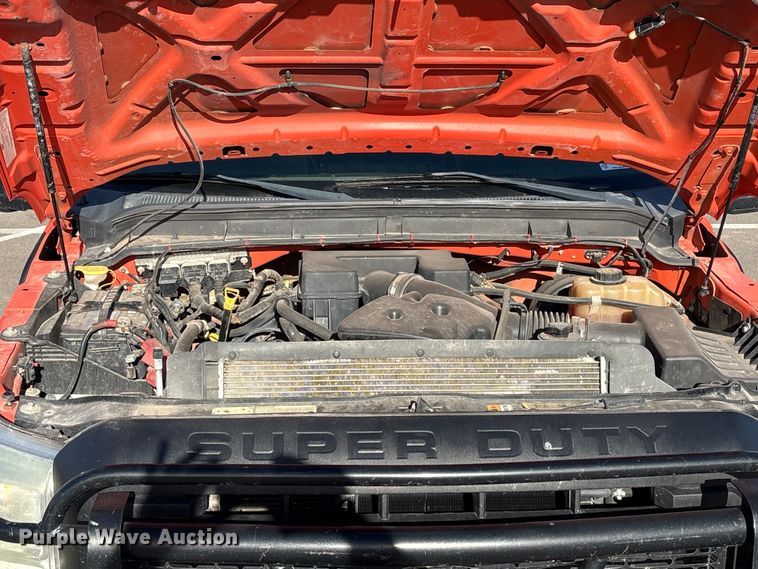 image for item EP2928 2011 Ford F250 Super Duty Crew Cab utility bed pickup truck