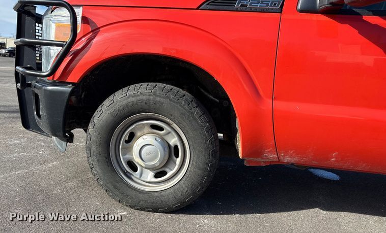 image for item EP2928 2011 Ford F250 Super Duty Crew Cab utility bed pickup truck