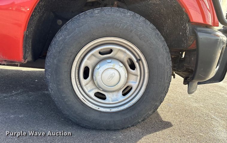 image for item EP2928 2011 Ford F250 Super Duty Crew Cab utility bed pickup truck